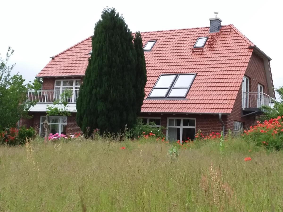 Haus Rosengarten- Ruhige Ferienwohnungen Im Gruenen Sehlen Экстерьер фото